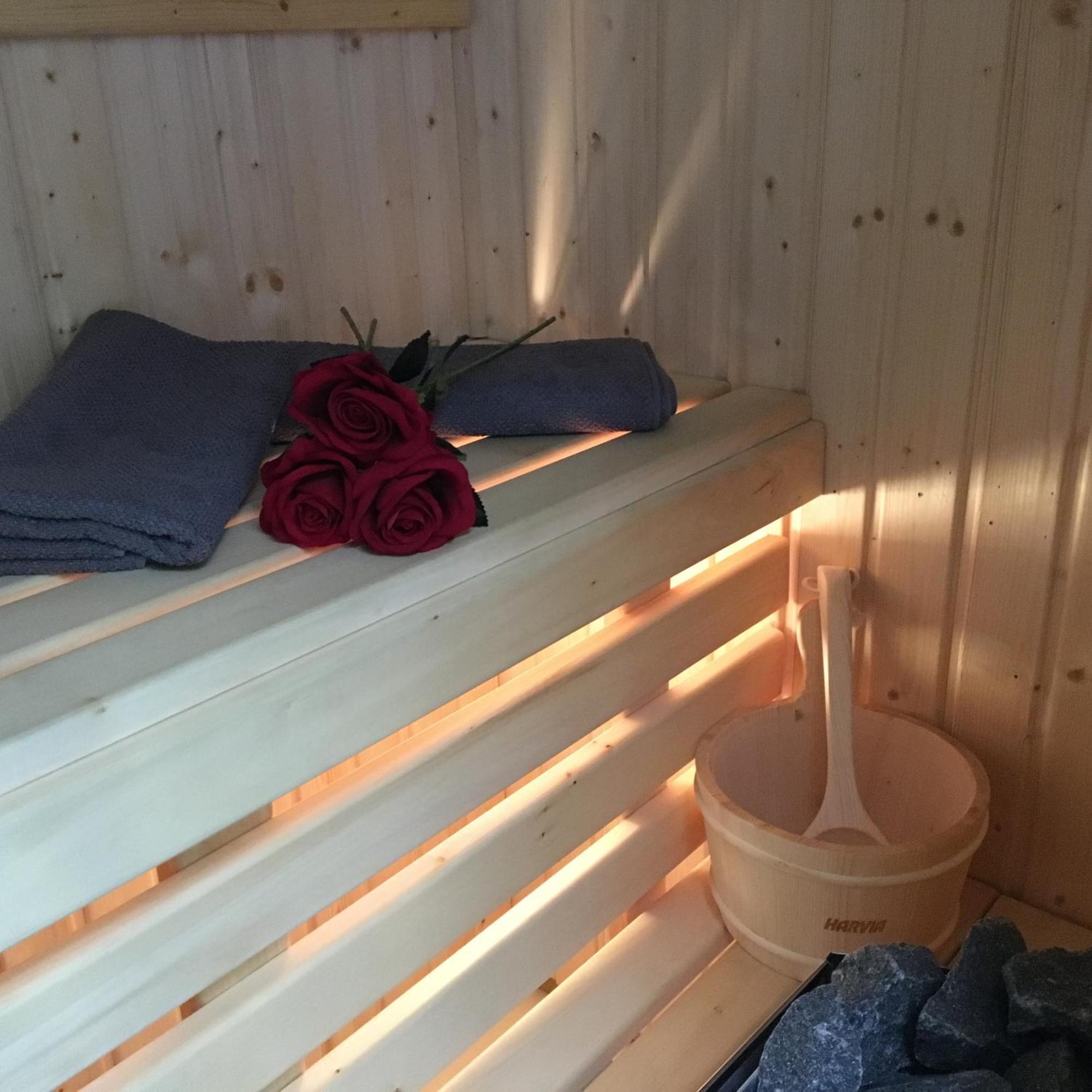 Family & Business Sauna Apartments Paderewskiego Sienkiewicza No2 Centrum Downtown - 2 Bedroom With Private Sauna, Bath With Hydromassage, Parking Κίελτσε Εξωτερικό φωτογραφία