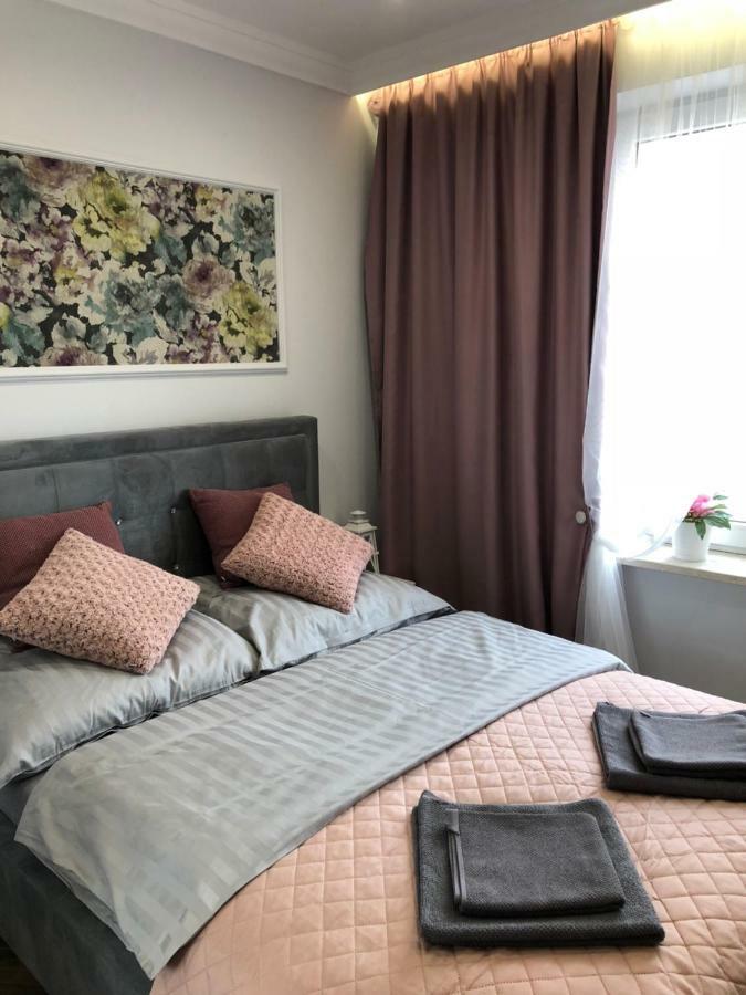 Family & Business Sauna Apartments Paderewskiego Sienkiewicza No2 Centrum Downtown - 2 Bedroom With Private Sauna, Bath With Hydromassage, Parking Κίελτσε Εξωτερικό φωτογραφία