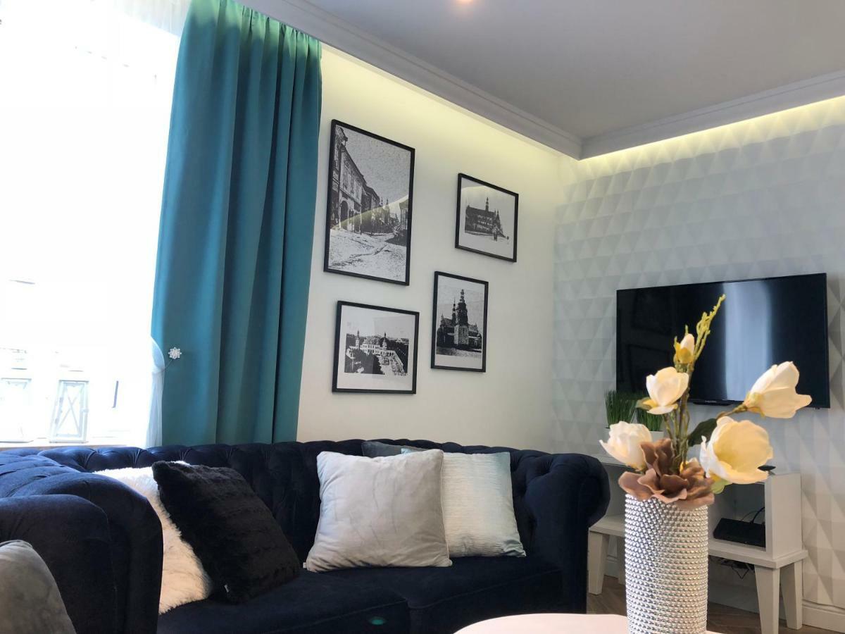Family & Business Sauna Apartments Paderewskiego Sienkiewicza No2 Centrum Downtown - 2 Bedroom With Private Sauna, Bath With Hydromassage, Parking Κίελτσε Εξωτερικό φωτογραφία